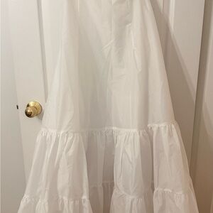 Elegant White Tiered Skirt puffy for under gown